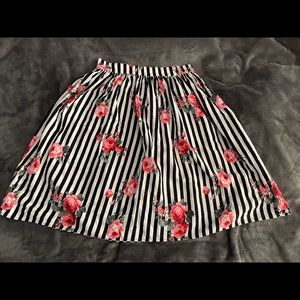Stripes with pink roses skirt from Steady XL